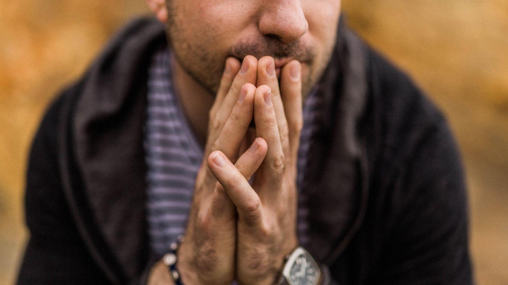 Qual a diferença entre ansiedade social e fobia social?