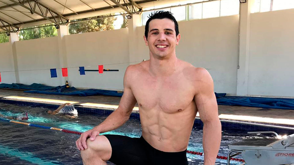 Leonardo Jacon é o primeiro nadador paratleta do Pro Atleta